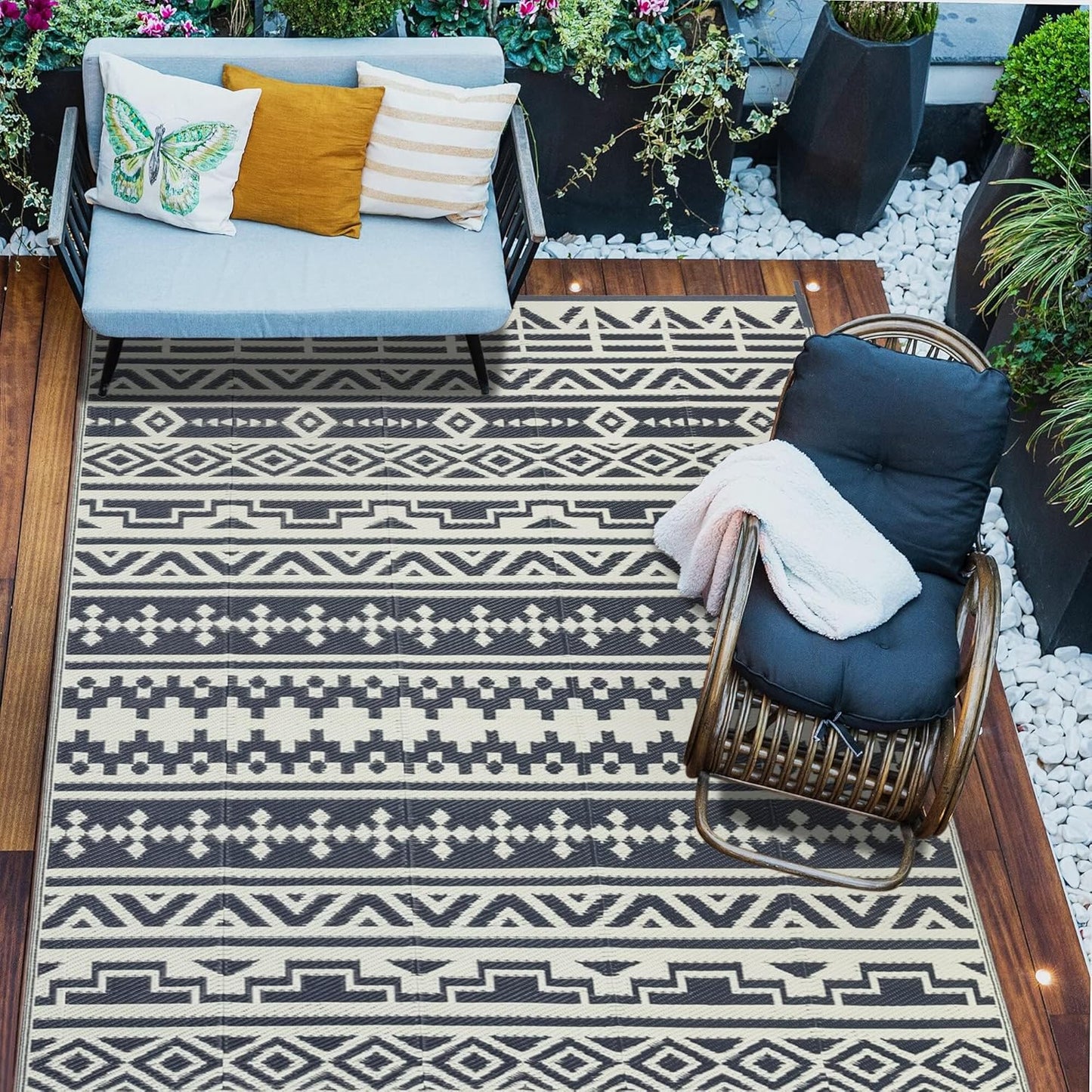 Outdoor Waterproof Rug 6'x9' Plastic Straw Rugs Washable Reversible Floor Mat Rainbow Stripe Carpet for Camping RV Deck Entryance Porch Picnic Balcony Beach Backyard