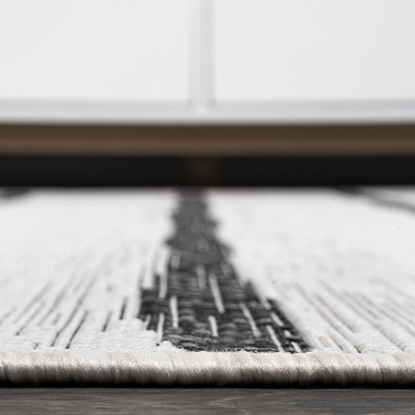 JONATHAN Y SMB125D-8 Colonia Berber Stripe Indoor/Outdoor 8 ft. x 10 ft. Area Rug, Contemporary, Bohemian, Minimalistic, Rustic, Pet Friendly, Stain Resistant, Bedroom, Backyard, Patio, Ivory/Black