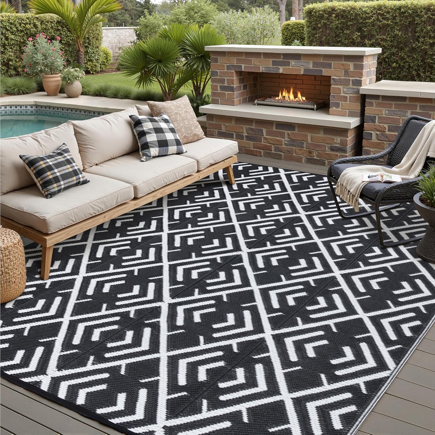 Outdoor Waterproof Rug 6'x9' Plastic Straw Rugs Washable Reversible Floor Mat Rainbow Stripe Carpet for Camping RV Deck Entryance Porch Picnic Balcony Beach Backyard